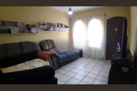 Casa à venda com 5 quartos, 187m² em Vila Scarpelli, Santo André