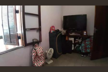 Casa à venda com 5 quartos, 187m² em Vila Scarpelli, Santo André