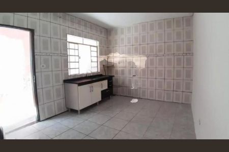 Casa à venda com 5 quartos, 187m² em Vila Scarpelli, Santo André