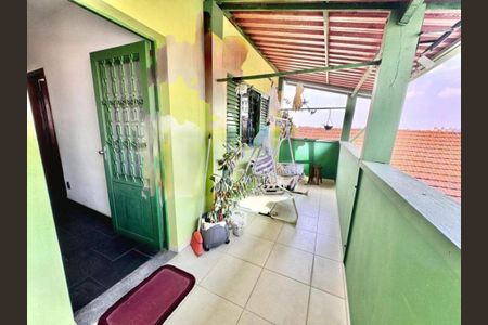 Casa à venda com 4 quartos, 300m² em Vila Junqueira, Santo André