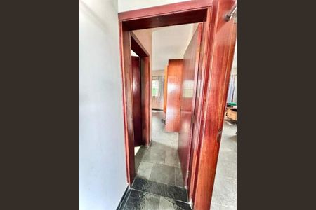 Casa à venda com 300m², 4 quartos e 4 vagas