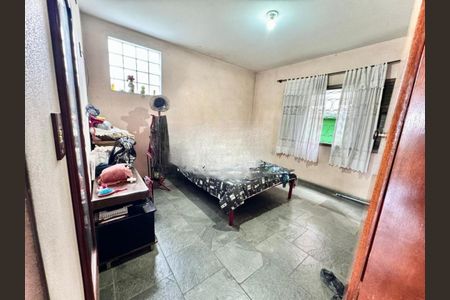 Casa à venda com 4 quartos, 300m² em Vila Junqueira, Santo André