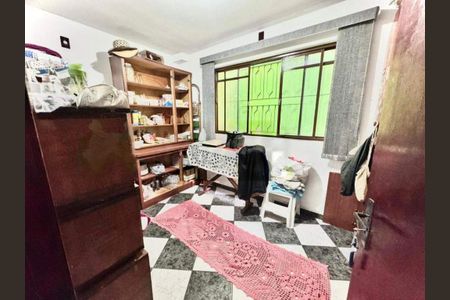 Casa à venda com 4 quartos, 300m² em Vila Junqueira, Santo André