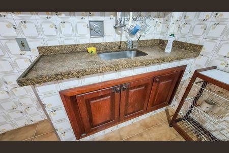 Casa para alugar com 70m², 3 quartos e 1 vaga Casa para alugar com 70m², 3 quartos e 1 vagaCozinha