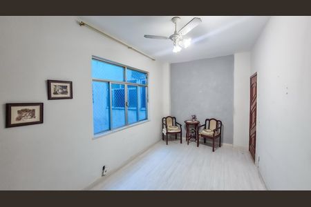 Casa para alugar com 70m², 3 quartos e 1 vaga Casa para alugar com 70m², 3 quartos e 1 vagaSala