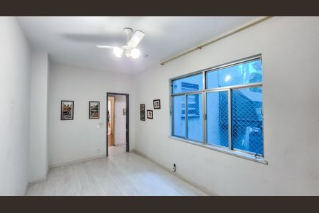 Casa para alugar com 70m², 3 quartos e 1 vaga Casa para alugar com 70m², 3 quartos e 1 vagaSala