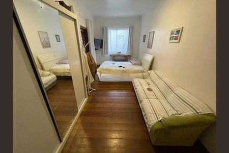 Casa à venda com 236m², 3 quartos e 2 vagas