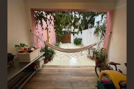 Casa à venda com 3 quartos, 236m² em Humaitá, Rio de Janeiro