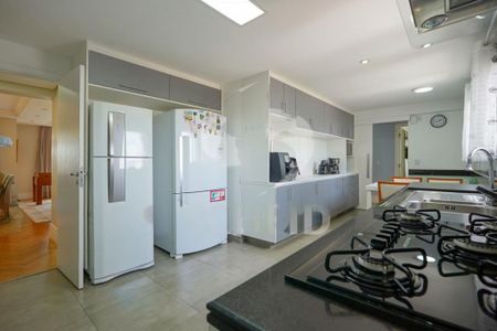 Apartamento à venda com 233m², 4 quartos e 4 vagas