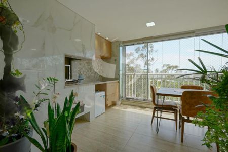 Apartamento à venda com 233m², 4 quartos e 4 vagas