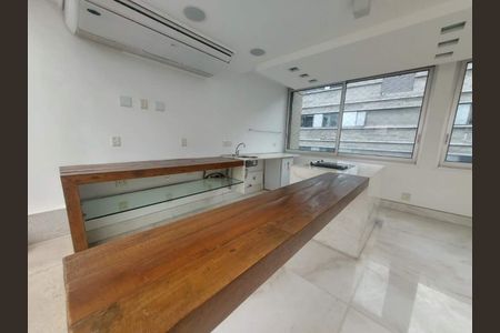 Apartamento à venda com 4 quartos, 275m² em Funcionários, Belo Horizonte