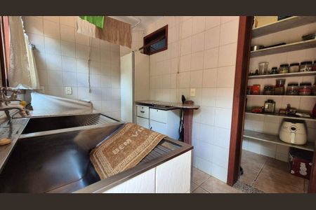 Casa à venda com 4 quartos, 290m² em São Sebastiao das Águas Claras, Nova Lima