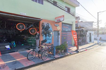 Casa para alugar com 44m², 1 quarto e sem vagaFachada