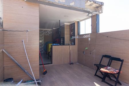 Casa para alugar com 150m², 2 quartos e 1 vaga Casa para alugar com 150m², 2 quartos e 1 vagaTerraço
