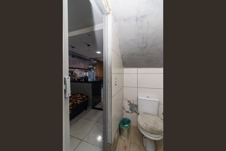 Banheiro de casa para alugar com 2 quartos, 150m² em Realengo, Rio de Janeiro