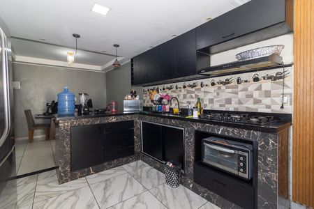 Casa para alugar com 150m², 2 quartos e 1 vaga Casa para alugar com 150m², 2 quartos e 1 vagaCozinha