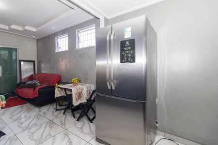 Cozinha de casa para alugar com 2 quartos, 150m² em Realengo, Rio de Janeiro