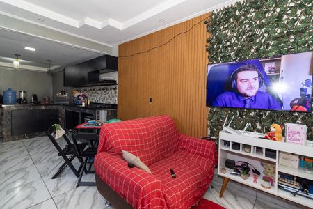 Sala de casa para alugar com 2 quartos, 150m² em Realengo, Rio de Janeiro