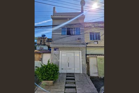Fachada de casa para alugar com 2 quartos, 150m² em Realengo, Rio de Janeiro