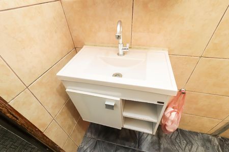 Casa para alugar com 80m², 1 quarto e sem vagaBanheiro