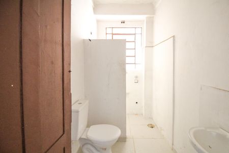 Apartamento à venda com 80m², 2 quartos e sem vaga Apartamento à venda com 80m², 2 quartos e sem vagaBanheiro