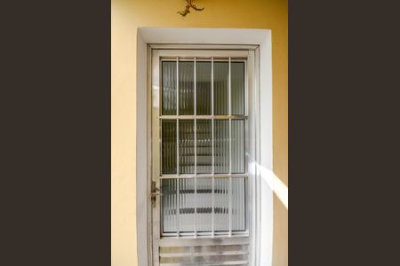 Studio para alugar com 44m², 1 quarto e sem vaga Studio para alugar com 44m², 1 quarto e sem vagaEntrada