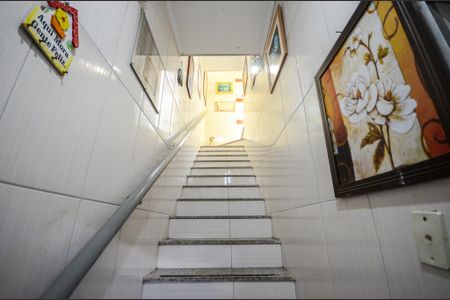 Studio para alugar com 44m², 1 quarto e sem vaga Studio para alugar com 44m², 1 quarto e sem vagaEscada