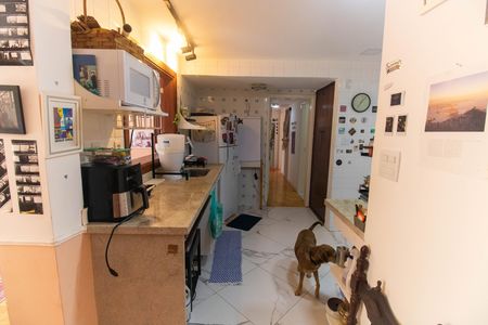 Cozinha e Área de Serviço de apartamento para alugar com 3 quartos, 105m² em Ingá, Niterói
