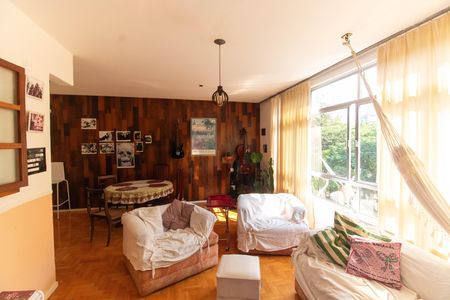 Sala de apartamento para alugar com 3 quartos, 105m² em Ingá, Niterói