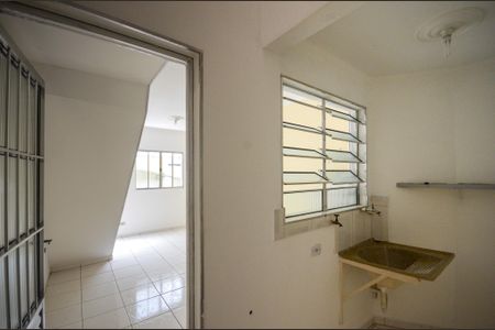 Studio para alugar com 44m², 1 quarto e sem vaga Studio para alugar com 44m², 1 quarto e sem vagaÁrea de Serviço