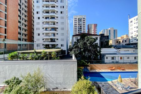 Apartamento à venda com 130m², 3 quartos e 3 vagas Apartamento à venda com 130m², 3 quartos e 3 vagasVista da Suíte
