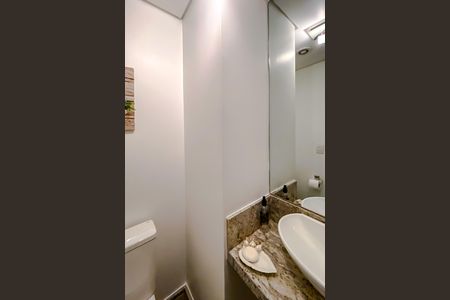 Apartamento à venda com 130m², 3 quartos e 3 vagas Apartamento à venda com 130m², 3 quartos e 3 vagasLavabo