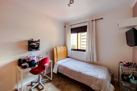 Apartamento à venda com 130m², 3 quartos e 3 vagas Apartamento à venda com 130m², 3 quartos e 3 vagasSuíte 2