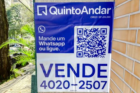 Apartamento à venda com 130m², 3 quartos e 3 vagas Apartamento à venda com 130m², 3 quartos e 3 vagasPlaquinha