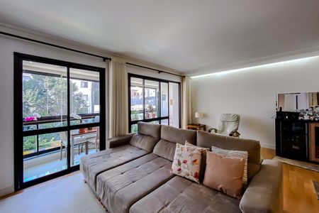 Apartamento à venda com 130m², 3 quartos e 3 vagas Apartamento à venda com 130m², 3 quartos e 3 vagasSala