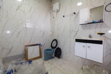 Banheiro de casa para alugar com 2 quartos, 158m² em Jardim Popular, São Paulo