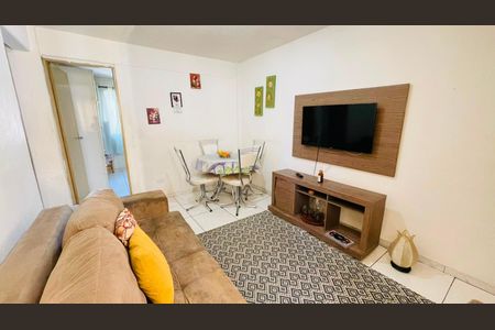 Apartamento para alugar com 46m², 2 quartos e 1 vaga Apartamento para alugar com 46m², 2 quartos e 1 vagaSala