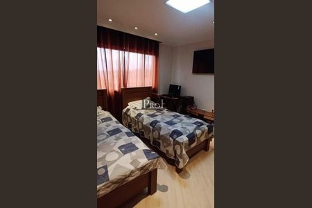 Casa à venda com 3 quartos, 240m² em Vila Guaraciaba, Santo André