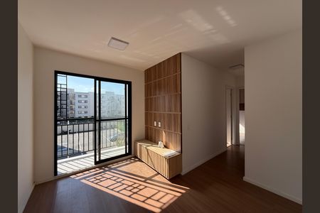 Apartamento para alugar com 42m², 2 quartos e 1 vaga Apartamento para alugar com 42m², 2 quartos e 1 vagaSala