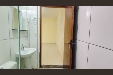 Casa para alugar com 30m², 1 quarto e 1 vagaBanheiro 