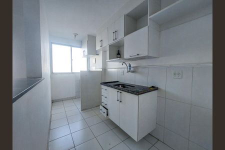 Cozinha de apartamento à venda com 2 quartos, 47m² em Santo Amaro, São Paulo