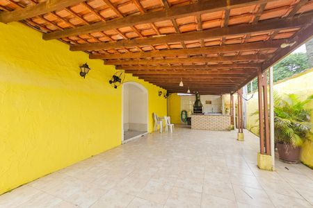 Casa para alugar com 350m², 5 quartos e 2 vagas