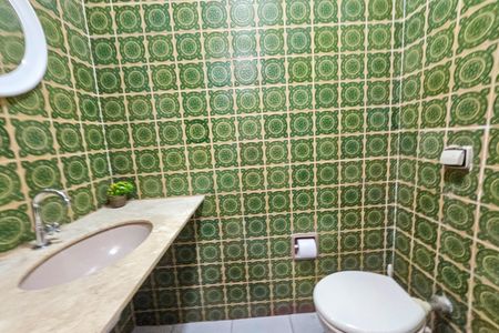 Casa para alugar com 350m², 5 quartos e 2 vagas