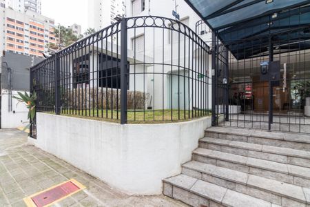 Fachada de apartamento para alugar com 2 quartos, 62m² em Indianópolis, São Paulo