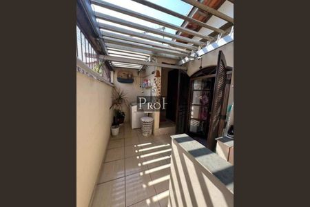 Casa à venda com 3 quartos, 217m² em Jardim do Estádio, Santo André