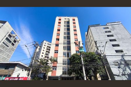 Apartamento à venda com 80m², 2 quartos e 1 vaga Apartamento à venda com 80m², 2 quartos e 1 vagaFachada