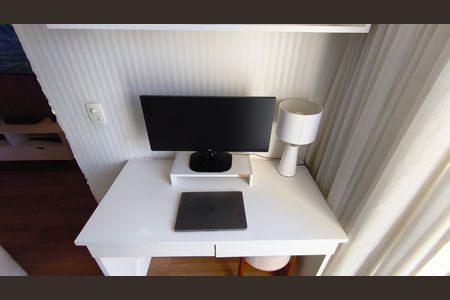 Apartamento à venda com 80m², 2 quartos e 1 vaga Apartamento à venda com 80m², 2 quartos e 1 vagaSala