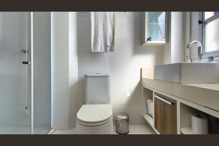 Apartamento à venda com 80m², 2 quartos e 1 vaga Apartamento à venda com 80m², 2 quartos e 1 vagaBanheiro