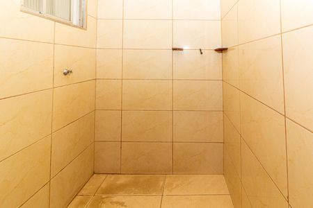 Banheiro de apartamento para alugar com 2 quartos, 56m² em Conjunto Habitacional Brigadeiro Faria Lima, São Paulo