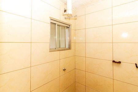Banheiro de apartamento para alugar com 2 quartos, 56m² em Conjunto Habitacional Brigadeiro Faria Lima, São Paulo